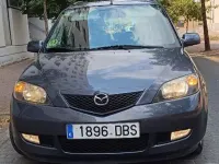 Usado Mazda 2 Sportive 100 CV (73 kW) 2004 Gris / plata Utilitario