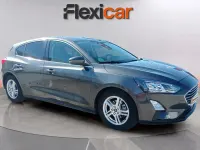 Usado Ford Focus Trend+ 125 CV (91 kW) 2019 Gris Utilitario