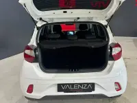 Usado Hyundai i10 67 CV (49 kW) 2025 Blanco Utilitario