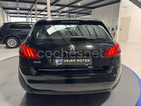 Usado Peugeot 308 Access 100 CV (73 kW) 2019 Negro Berlina