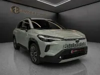 Usado Toyota Corolla Cross Style 140 CV (102 kW) 2025 Verde SUV