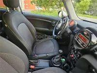 Usado Mini Cooper D 112 CV (82 kW) 2015 Negro Utilitario