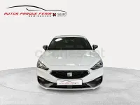 Usado Seat Leon FR 116 CV (85 kW) 2025 Blanco Berlina