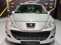 Usado Peugeot 207 Active 92 CV (67 kW) 2011 Gris / plata Berlina