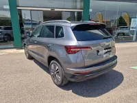 Usado Skoda Karoq Selection 150 CV (110 kW) 2025 Gris / plata SUV