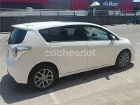 Usado Toyota Verso Advance 112 CV (82 kW) 2014 Blanco Monovolumen