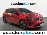 Usado Renault Clio Techno 91 CV (66 kW) 2024 Rojo Utilitario