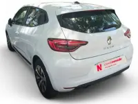 Usado Renault Clio Equilibre 101 CV (74 kW) 2022 Blanco Utilitario