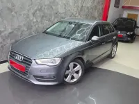 Usado Audi A3 Ambition 150 CV (110 kW) 2014 Gris / plata Berlina