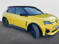 Usado Renault 5 E-Tech Iconic 110 kW (150 CV) 2024