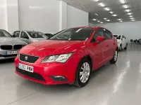 Usado Seat Leon Reference 105 CV (77 kW) 2014 Rojo Berlina