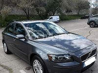 Usado Volvo S40 Kinetic 125 CV (91 kW) 2005 Gris / plata Berlina