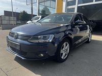 Usado VW Jetta Advance 140 CV (102 kW) 2013 Azul Utilitario
