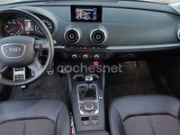 Usado Audi A3 Ambition 110 CV (80 kW) 2015 Azul Berlina