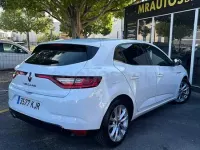 Usado Renault Mégane LIMITED 110 CV (80 kW) 2018 Blanco Berlina