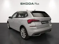 Usado Skoda Kamiq Style 150 CV (110 kW) 2023 Gris plata SUV