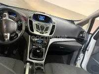 Usado Ford C-MAX 95 CV (69 kW) 2012 Blanco Monovolumen