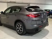 Usado Alfa Romeo Stelvio Sprint 190 CV (139 kW) 2021 Gris SUV