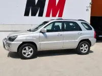 Usado Kia Sportage Active 140 CV (102 kW) 2008 Gris / plata SUV