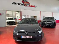 Usado VW Golf VIII Life 115 CV (84 kW) 2021 Gris / plata Berlina