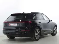 Begagnad Audi Q8 e-tron S-Line 300 kW (408 HK) 2023 Svart SUV