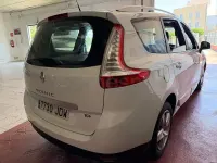 Usado Renault Grand Scénic IV Life 115 CV (84 kW) 2016 Blanco Monovolumen