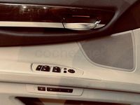 Usado BMW 740 326 HP (239 kW) 2012 Azul Sedan