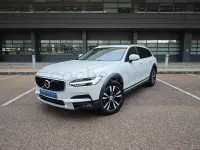 Begagnad Volvo V90 CC Pro 190 HK (139 kW) 2020 Vit Kombi