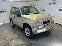 Usado Suzuki Vitara 90 CV (66 kW) 2003 Plateado SUV