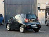 Usado Toyota iQ 68 CV (50 kW) 2009 Negro Utilitario