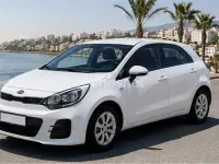 Usado Kia Rio 84 CV (61 kW) 2016 Blanco Utilitario