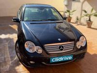 Usado Mercedes C200 150 CV (110 kW) 2007 Negro Berlina