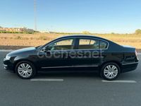 Usado VW Passat Advance 140 CV (102 kW) 2008 Negro Berlina