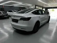 Usado Tesla Model 3 Standard Range Plus 208 kW (283 CV) 2021 Blanco Berlina
