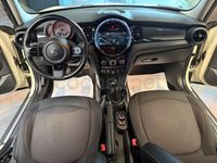 Usado Mini ONE 102 CV (75 kW) 2022 Blanco Utilitario