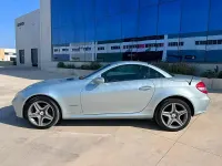 Usado Mercedes SLK200 163 CV (119 kW) 2007 Gris / plata Descapotable