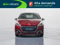 Usado Peugeot 208 Signature Sky 82 CV (60 kW) 2019 Rojo Utilitario