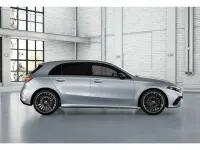 Usado Mercedes A200 AMG line 163 CV (119 kW) 2025 Plateado Berlina