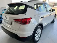 Usado Seat Arona Reference 95 CV (69 kW) 2020 Blanco SUV