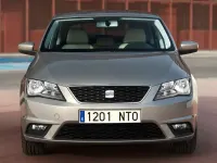 Usado Seat Toledo XCELLENCE 116 CV (85 kW) 2017 Gris Utilitario