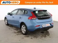 Usado Volvo V40 Kinetic 120 CV (88 kW) 2016 Azul Familiar