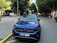Usado VW T-Cross Advance 110 CV (80 kW) 2023 Azul SUV
