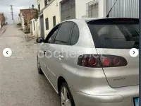 Usado Seat Ibiza Sport 100 CV (73 kW) 2003 Gris / plata Utilitario
