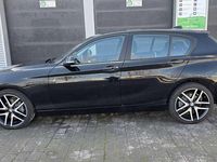 Usado BMW 116 Comfort Edition 136 CV (100 kW) 2015 Negro Utilitario
