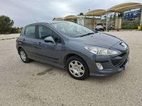 Usado Peugeot 308 Envy 120 CV (88 kW) 2010 Gris Utilitario