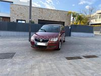Usado VW Touran 105 CV (77 kW) 2008 Granate Monovolumen