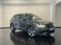 Usado VW Tiguan R-line 150 CV (110 kW) 2021 Gris / plata SUV
