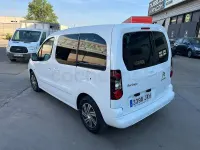 Usado Citroën Berlingo Feel 100 CV (73 kW) 2017 Blanco Monovolumen