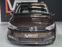 Usado VW Touran Advance 150 CV (110 kW) 2016 Marrón Monovolumen