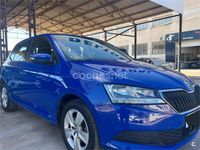 Usado Skoda Fabia Ambition 110 CV (80 kW) 2019 Azul Berlina